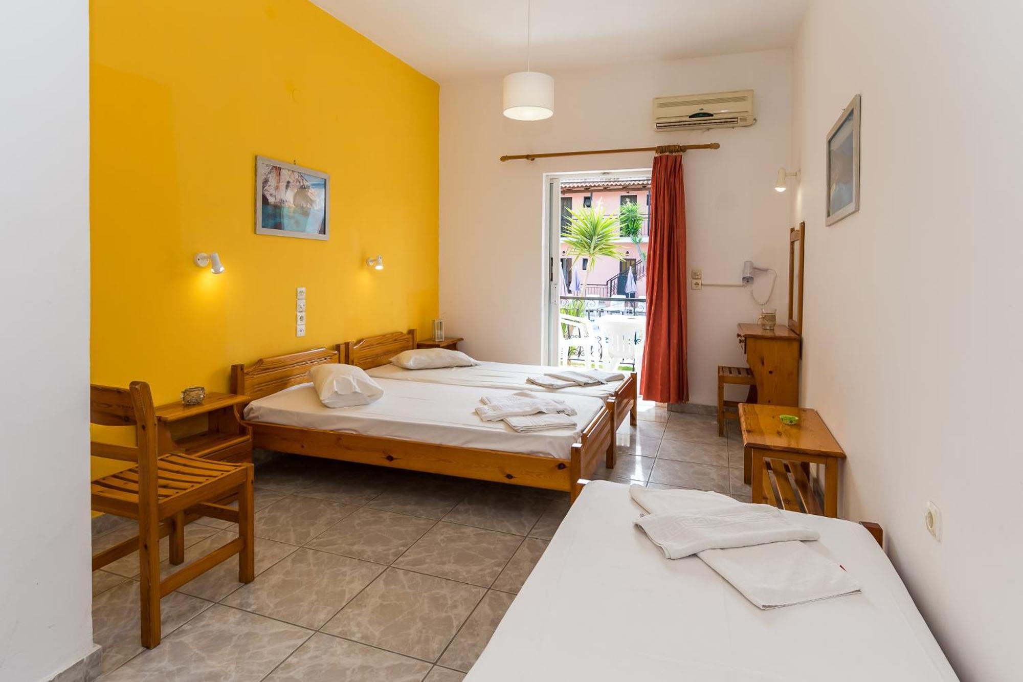 Julias Apartments Laganas Buitenkant foto